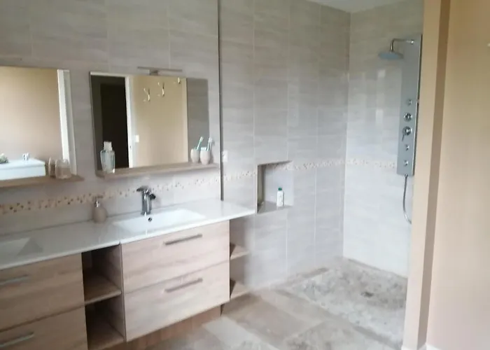 Dal Pan Bazzo Sandrine Проживание в семье *